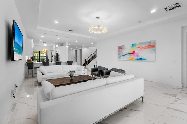 13689 ARTISAN Circle, Palm Beach Gardens, FL 33418