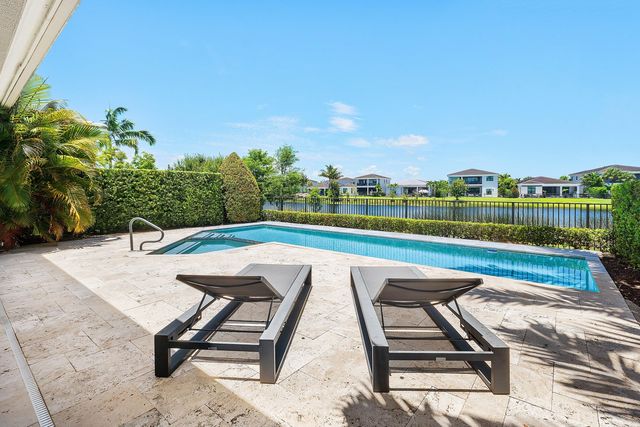 13689 ARTISAN Circle, Palm Beach Gardens, FL 33418