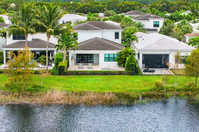 13689 ARTISAN Circle, Palm Beach Gardens, FL 33418