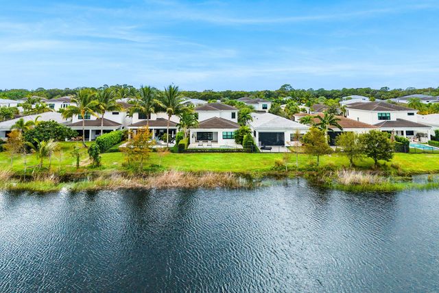 13689 ARTISAN Circle, Palm Beach Gardens, FL 33418