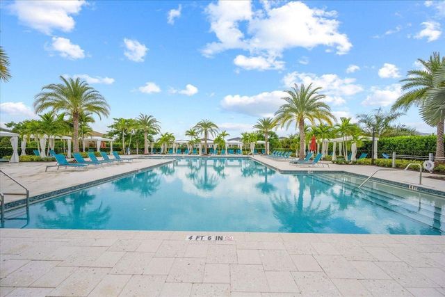 13689 ARTISAN Circle, Palm Beach Gardens, FL 33418