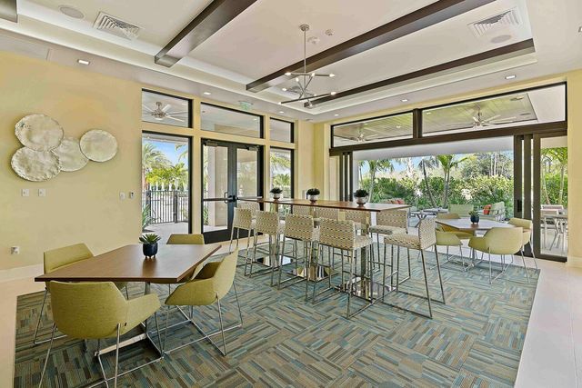 13689 ARTISAN Circle, Palm Beach Gardens, FL 33418
