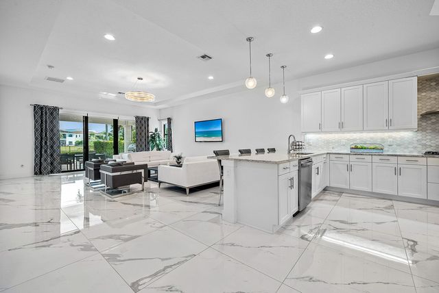 13689 ARTISAN Circle, Palm Beach Gardens, FL 33418