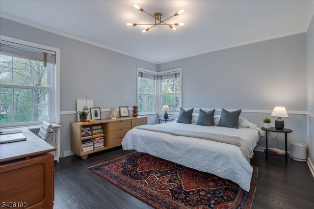 8 Lessing Rd, West Orange Twp., NJ 07052