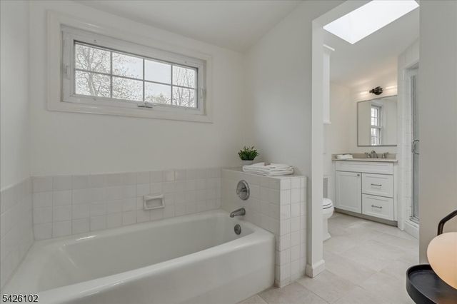 8 Lessing Rd, West Orange Twp., NJ 07052