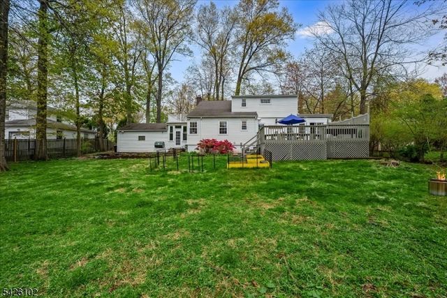 8 Lessing Rd, West Orange Twp., NJ 07052