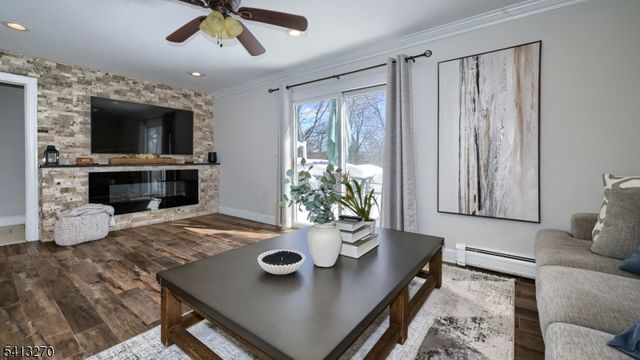 30 Corvair Pl, Wayne Twp., NJ 07470