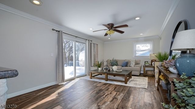 30 Corvair Pl, Wayne Twp., NJ 07470