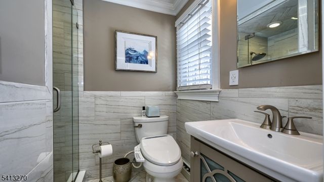 30 Corvair Pl, Wayne Twp., NJ 07470