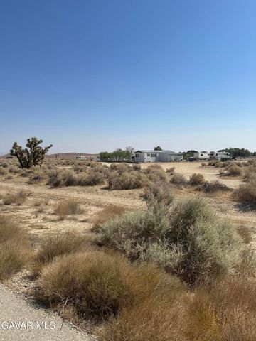 Frontage Road, Mojave, CA 93501
