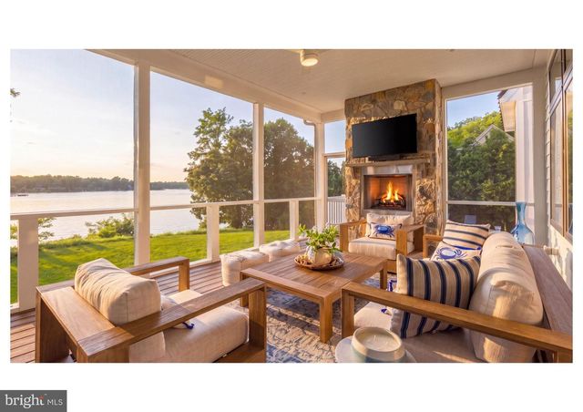 1668 A HOMEWOOD LANDING RD, Annapolis, MD 21409