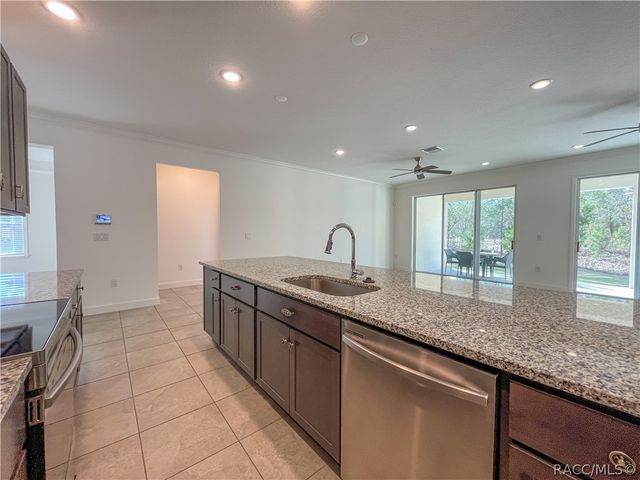 2 Chrysanthemum Court, Homosassa, FL 34446