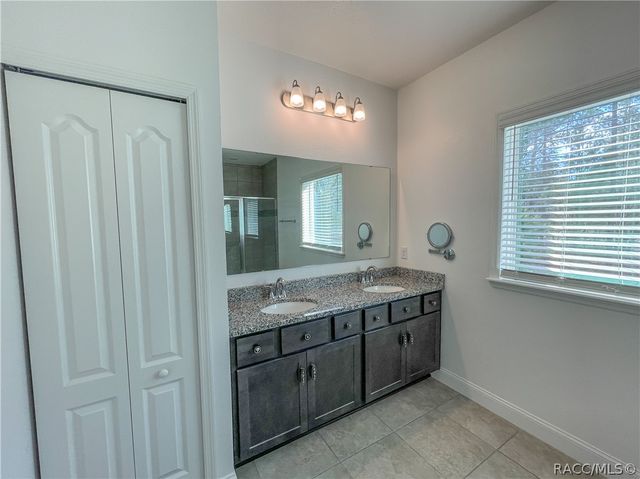 2 Chrysanthemum Court, Homosassa, FL 34446