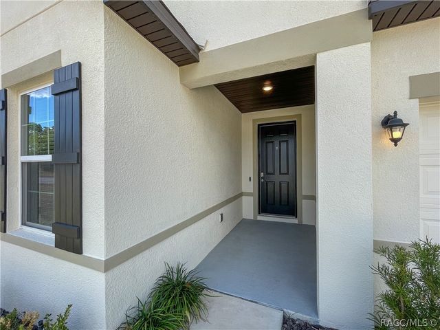 2 Chrysanthemum Court, Homosassa, FL 34446