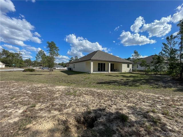 2 Chrysanthemum Court, Homosassa, FL 34446