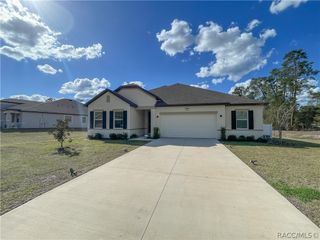 2 Chrysanthemum Court, Homosassa, FL 34446