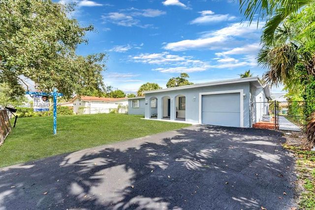 3841 NW 7th Pl, Lauderhill, FL 33311