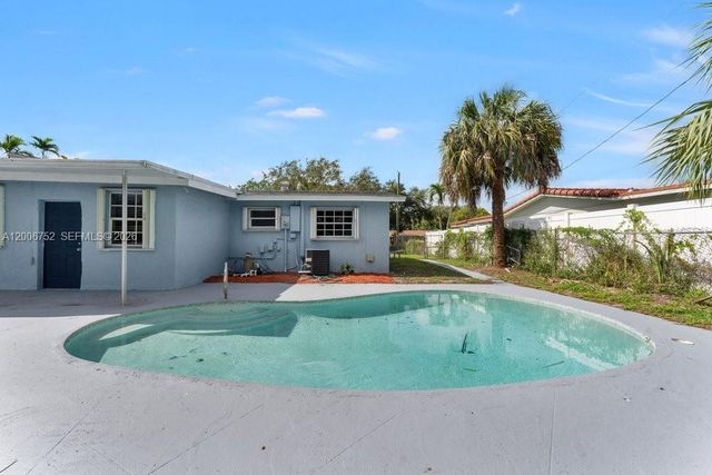 3841 NW 7th Pl, Lauderhill, FL 33311