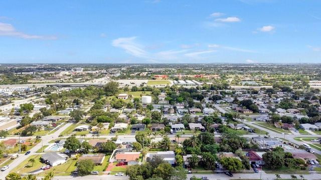 3841 NW 7th Pl, Lauderhill, FL 33311