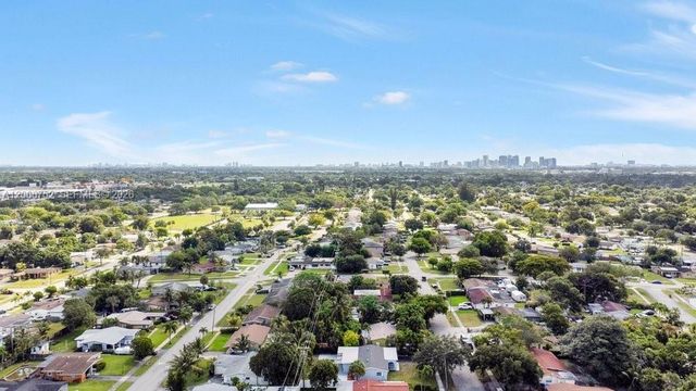 3841 NW 7th Pl, Lauderhill, FL 33311