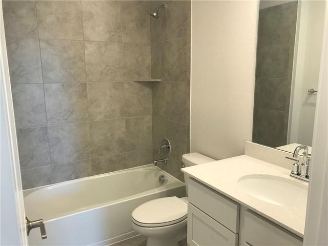 712 Long Run, Liberty Hill, TX 78642