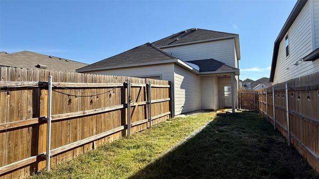 712 Long Run, Liberty Hill, TX 78642