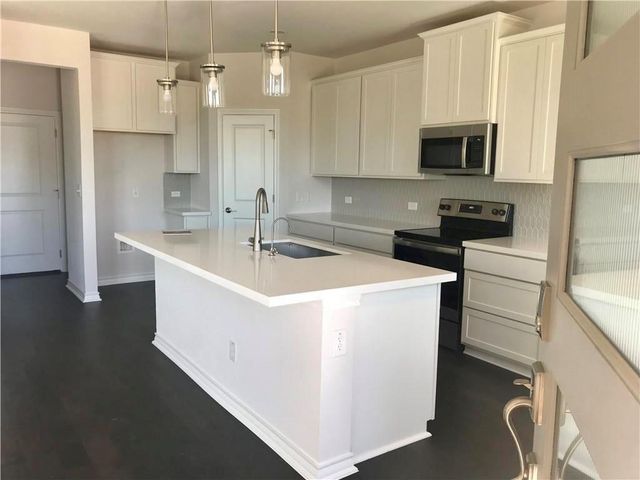 712 Long Run, Liberty Hill, TX 78642