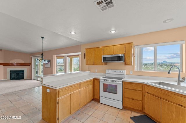1315 N MULE DEER Trail, Wickenburg, AZ 85390
