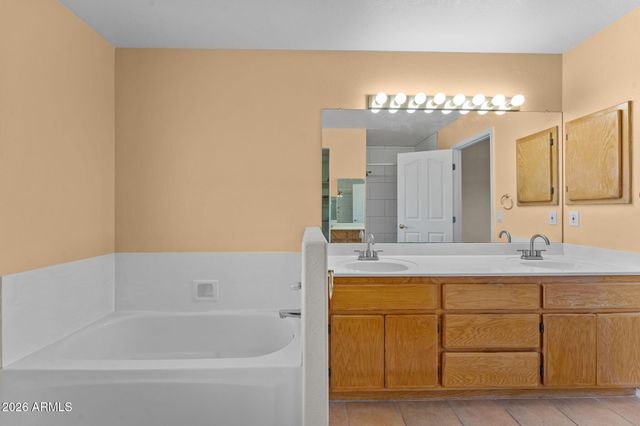 1315 N MULE DEER Trail, Wickenburg, AZ 85390