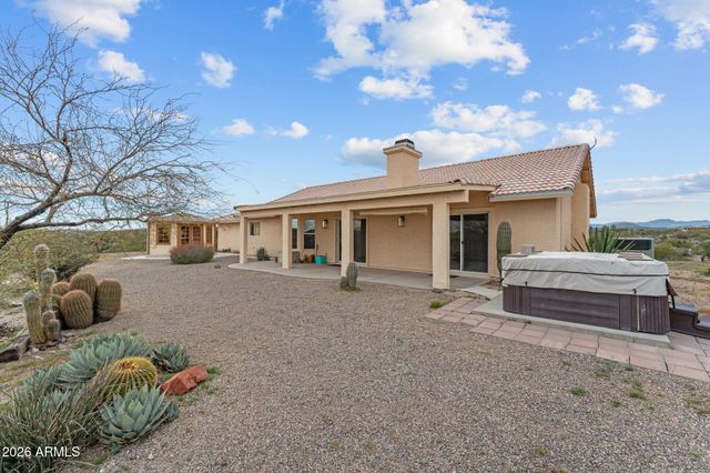 1315 N MULE DEER Trail, Wickenburg, AZ 85390