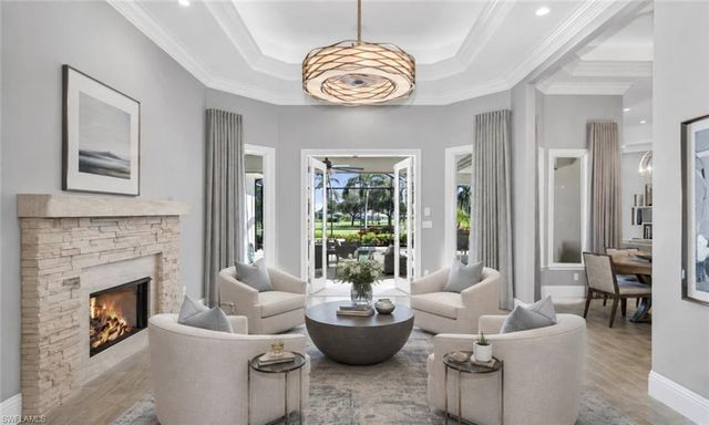 590 Putter Point PL, Naples, FL 34103