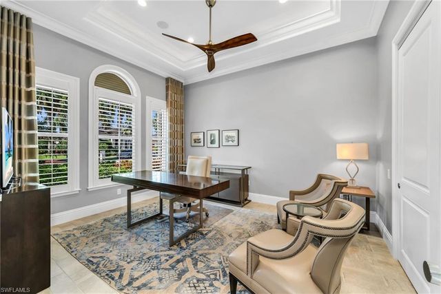 590 Putter Point PL, Naples, FL 34103