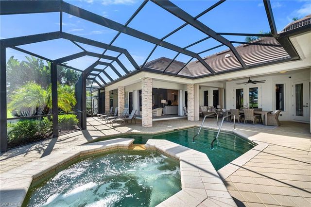 590 Putter Point PL, Naples, FL 34103