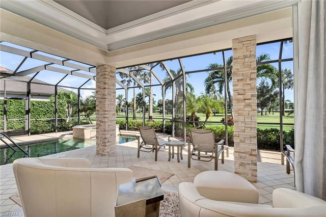 590 Putter Point PL, Naples, FL 34103