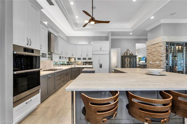 590 Putter Point PL, Naples, FL 34103