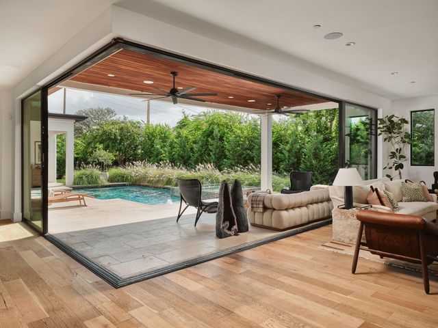 2300 Westover RD, Austin, TX 78703