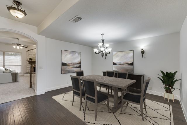 513 Harvest Trail, Midlothian, TX 76065