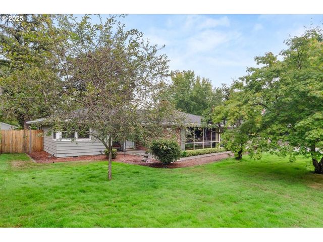 9845 Sw EAGLE Ln, Beaverton, OR 97008