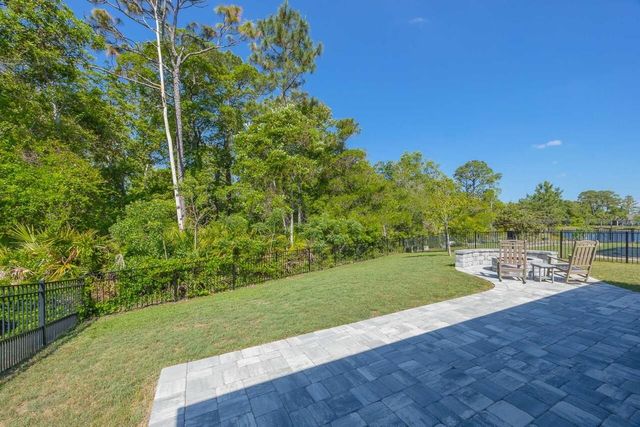 375 La Mancha Dr, St Augustine, FL 32086