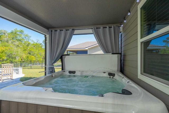 375 La Mancha Dr, St Augustine, FL 32086