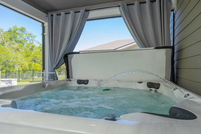 375 La Mancha Dr, St Augustine, FL 32086