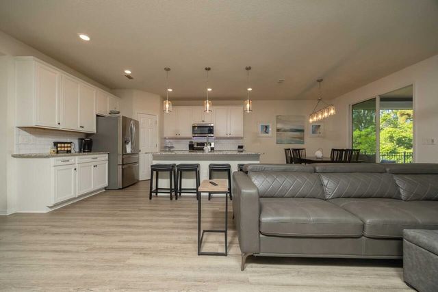 375 La Mancha Dr, St Augustine, FL 32086