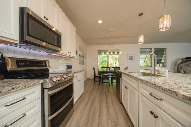 375 La Mancha Dr, St Augustine, FL 32086