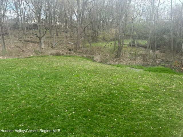 22 Caywood Road, Poughkeepsie, NY 12603