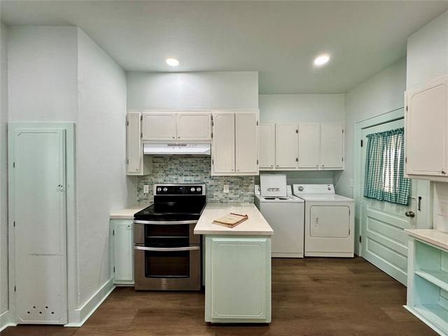 1702 S 19th Street, Chickasha, OK 73018