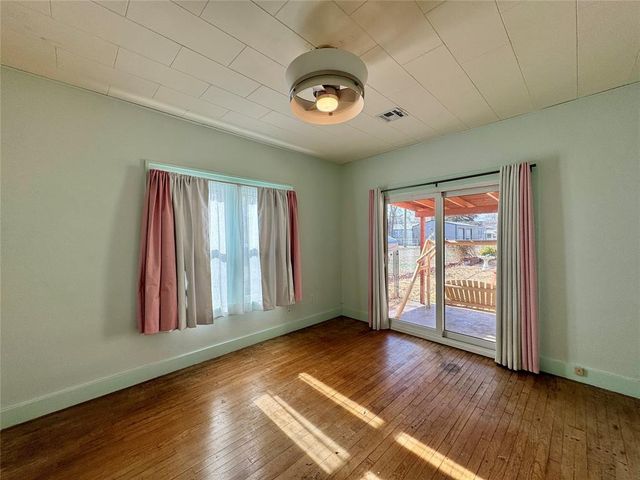 1702 S 19th Street, Chickasha, OK 73018