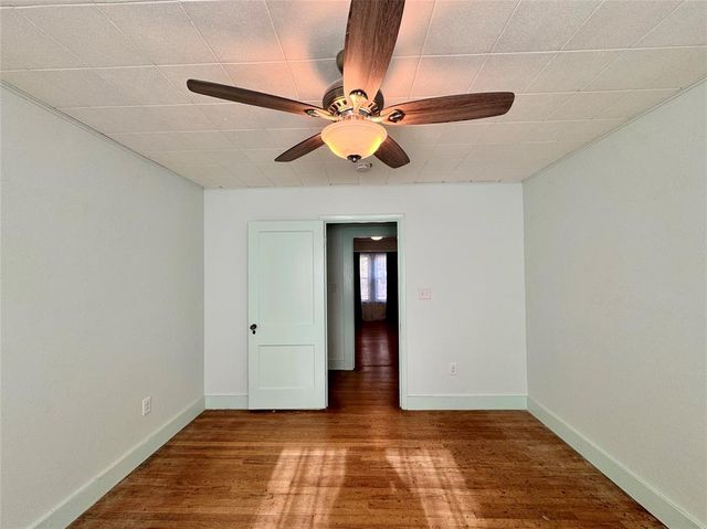 1702 S 19th Street, Chickasha, OK 73018