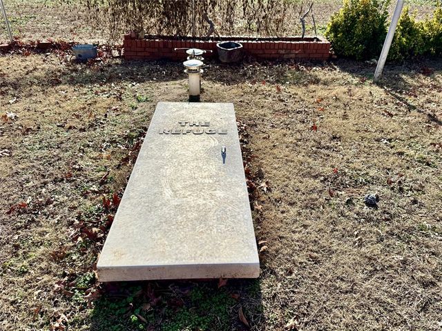 1702 S 19th Street, Chickasha, OK 73018