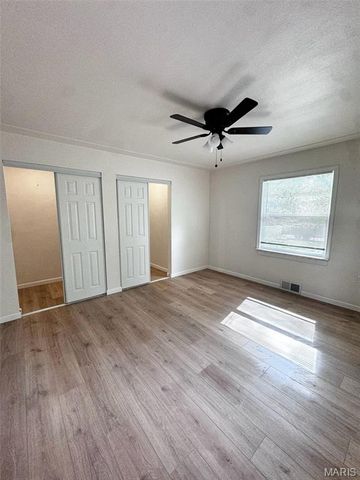 1610 Berkley Lane, Belleville, IL 62226