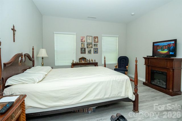 3908 Bighorn Way, Gastonia, NC 28056